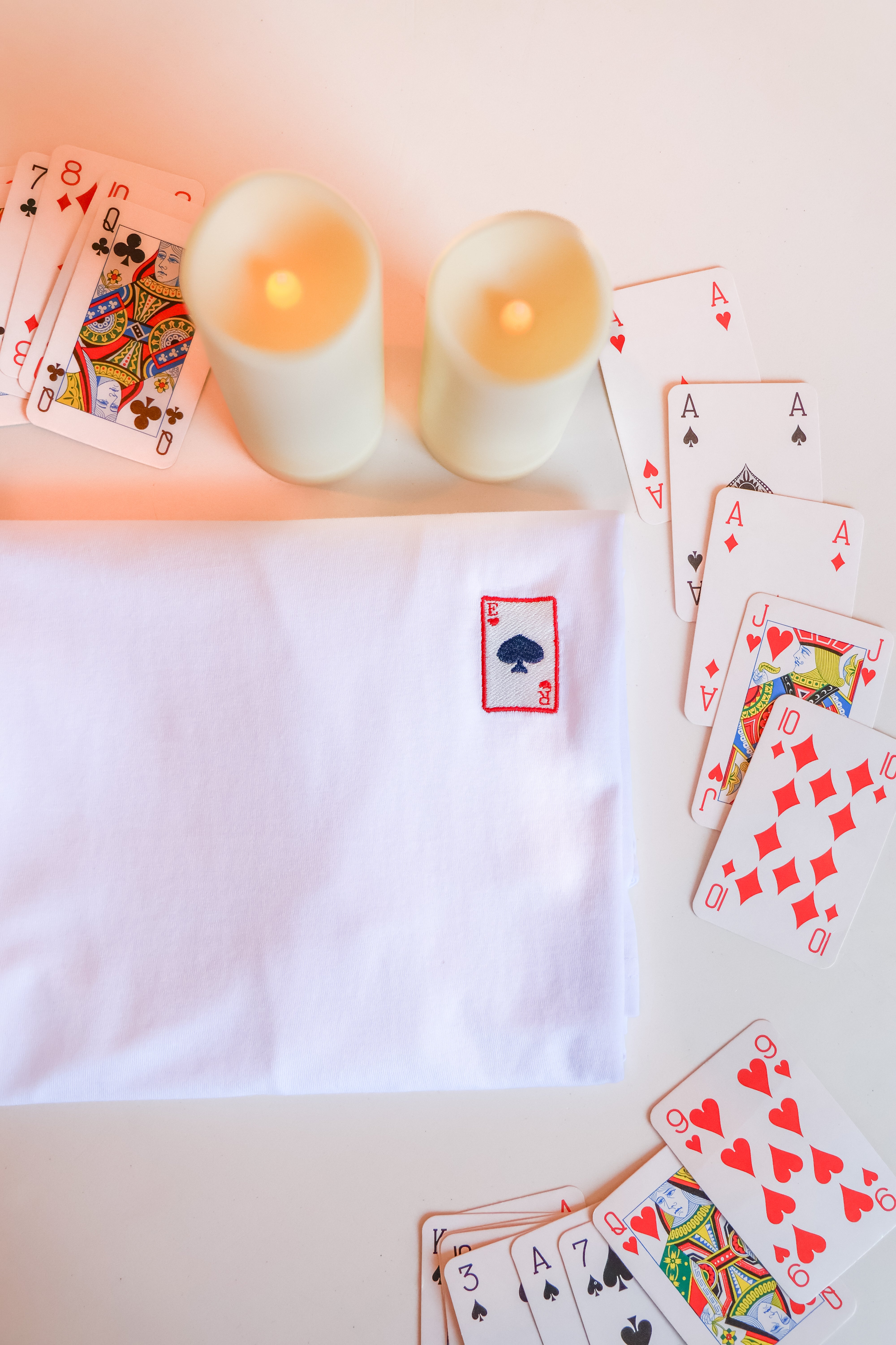 Ella and Rapha Playing Cards t-shirt bianca cotone bio