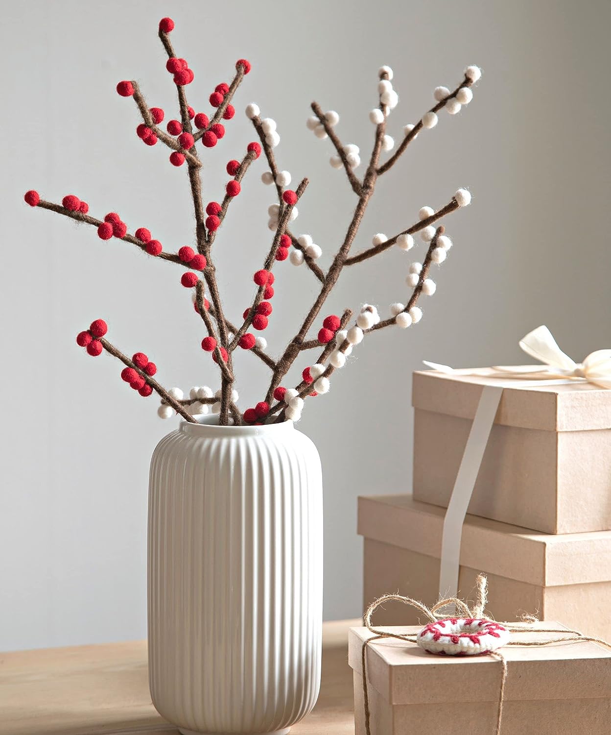 Gry & Sif Ramo Bacche Bianche decorazione lana 60 cm