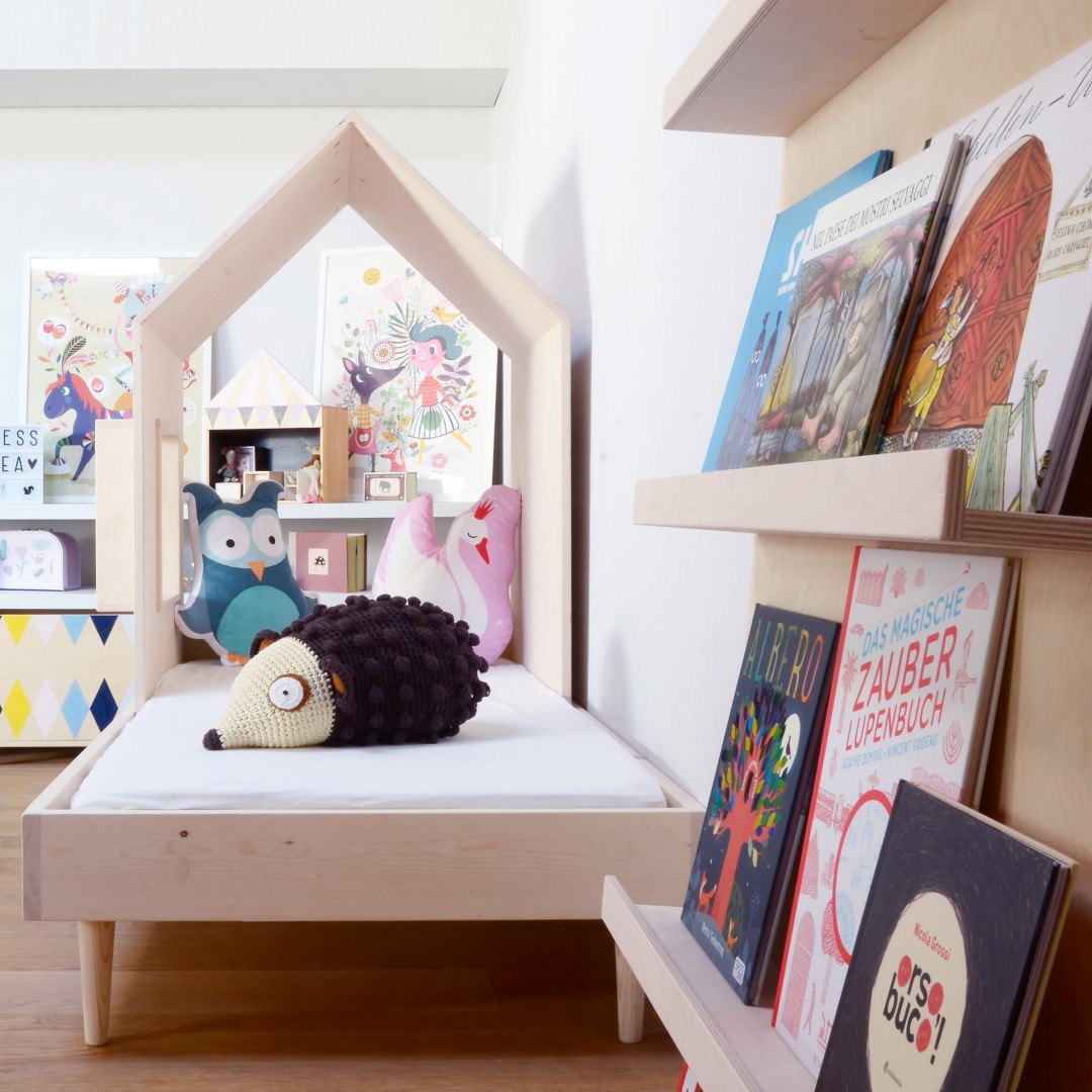 Baboo La casa dei libri libreria frontale Montessori betulla 75 cm