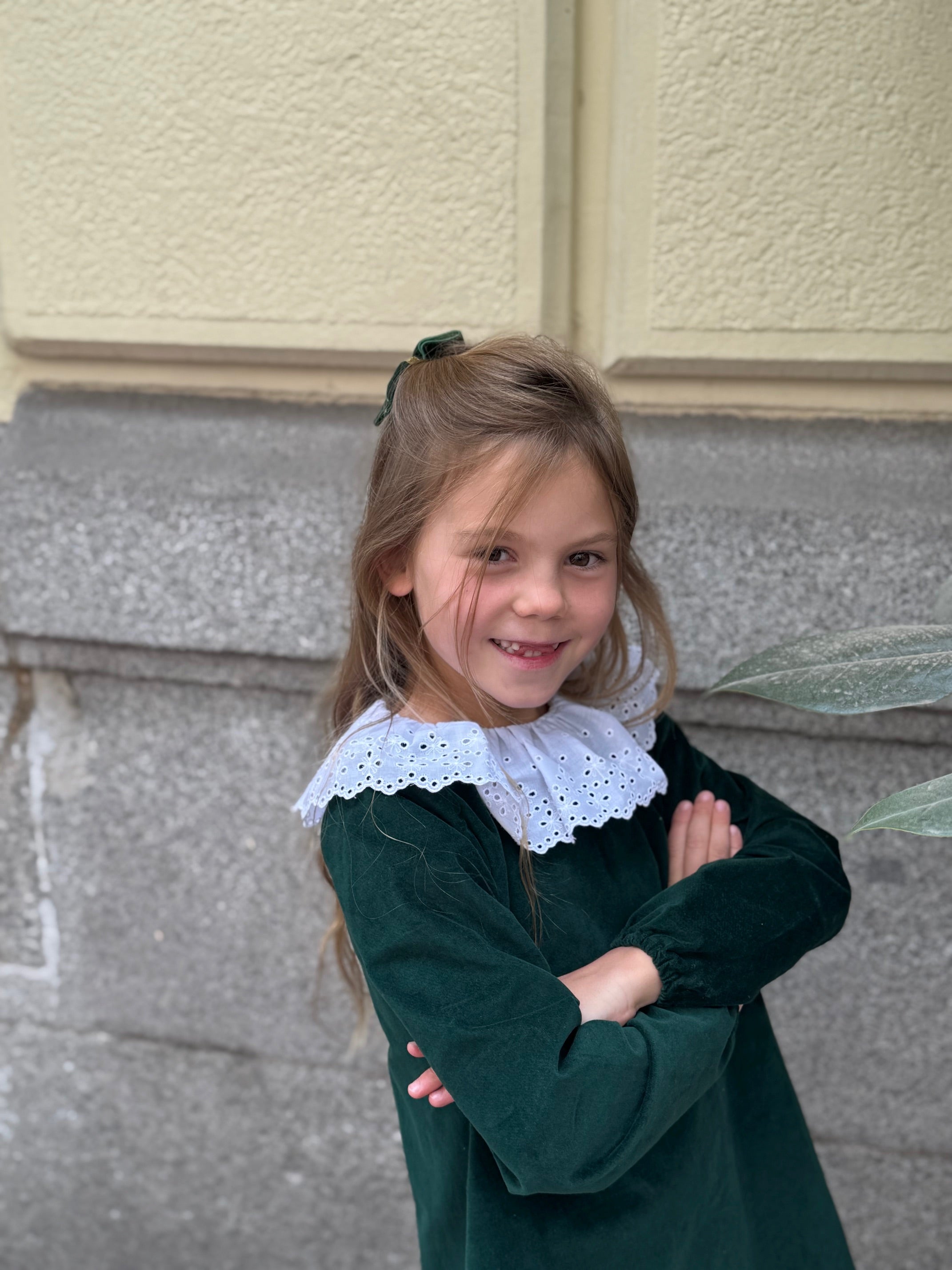 Mebi vestito bambina velluto verde colletto bianco