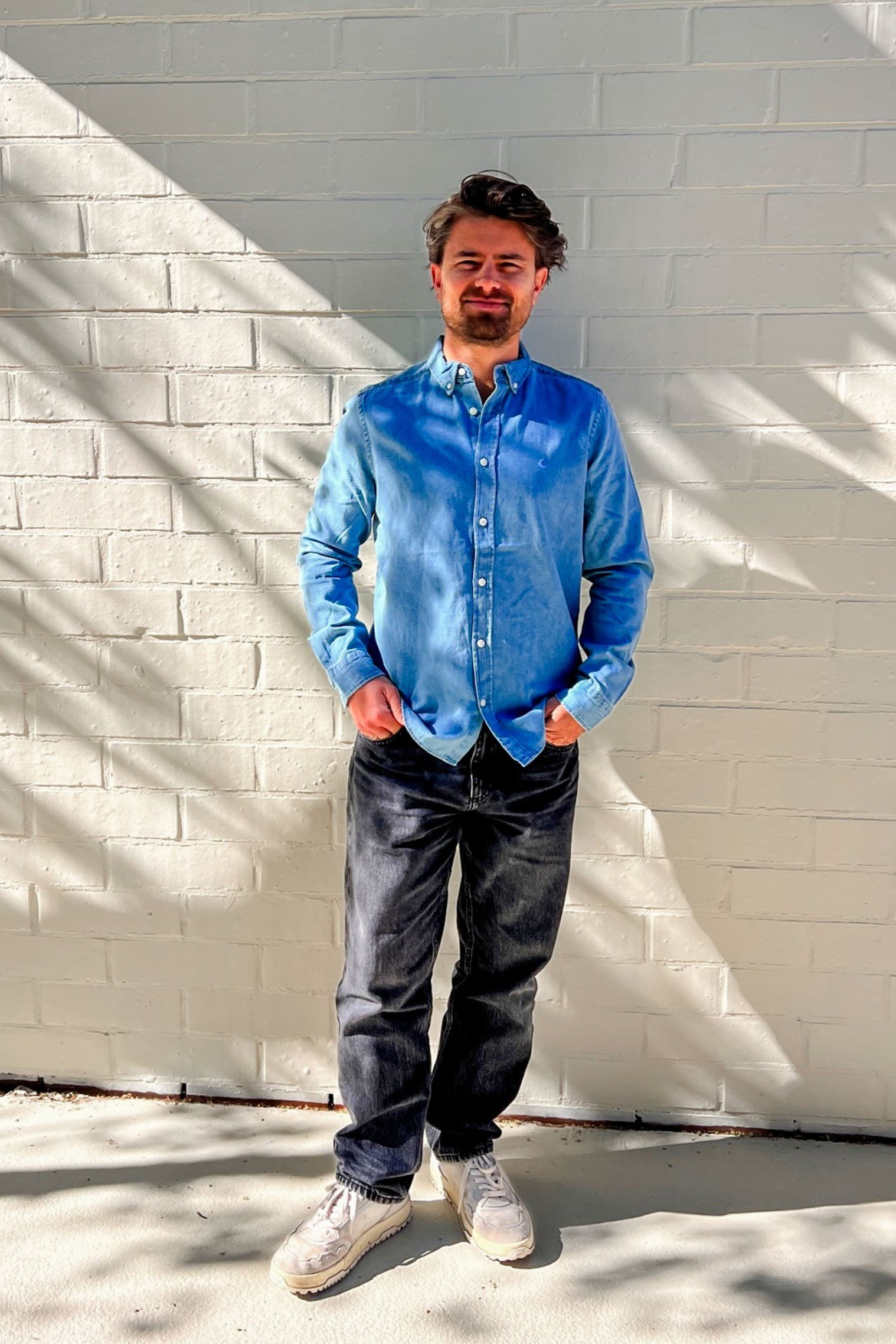 Ella and Rapha Moon light denim camicia azzurra denim chiaro