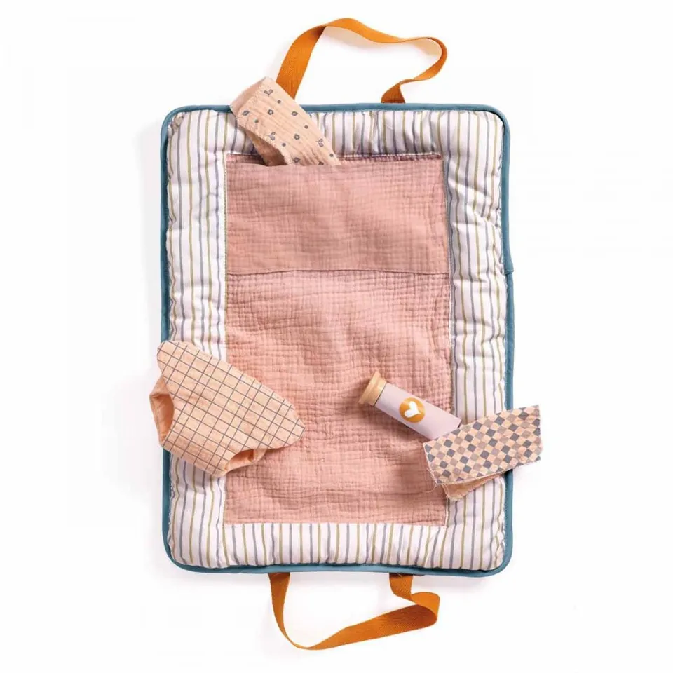 Djeco Pomea set cambio bambole 30-34 cm