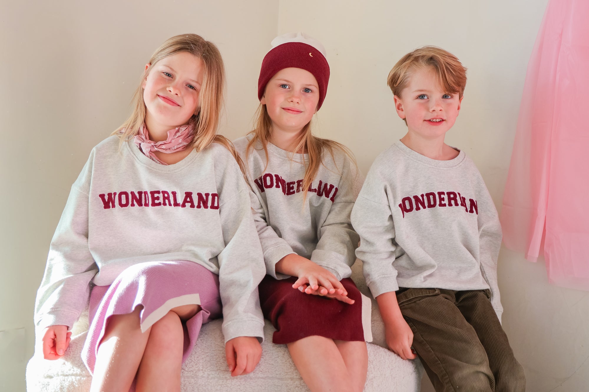 Ella and Rapha Wonderland felpa grigia bambino cuddleproof