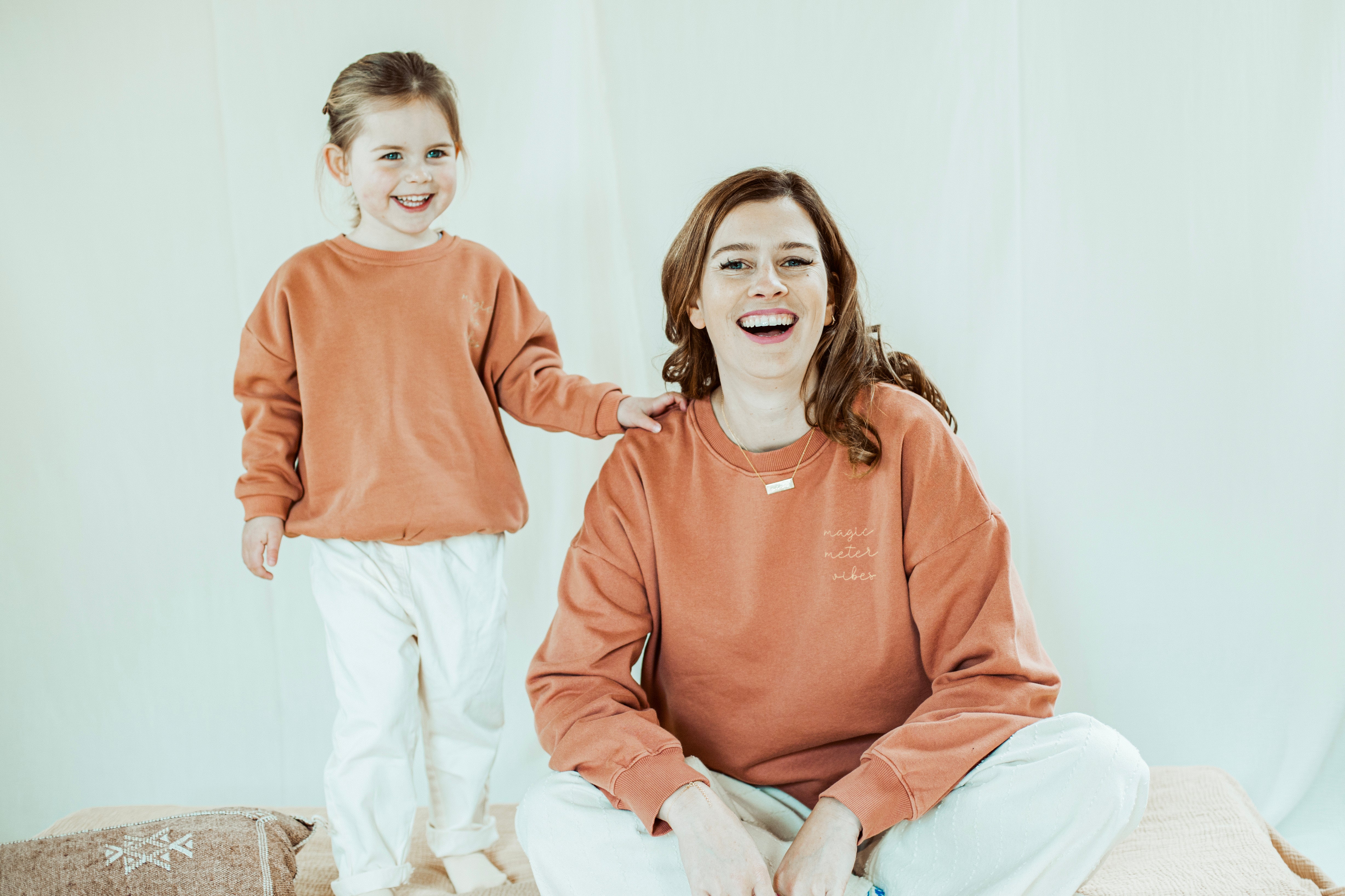 Ella and Rapha Meter felpa terracotta taglia unica cotone