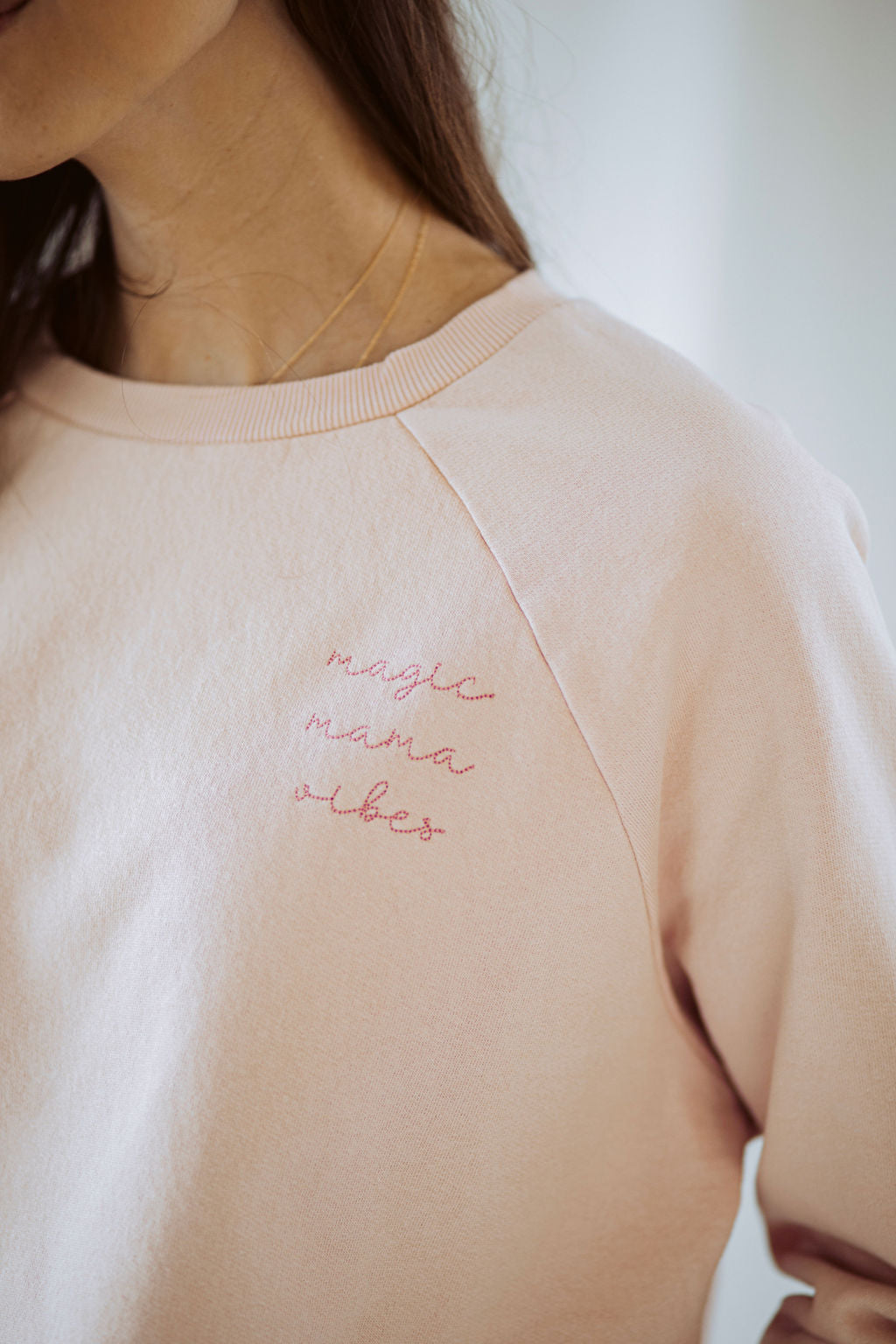 Ella and Rapha Mama Classic Fit felpa pearl rose cotone organico