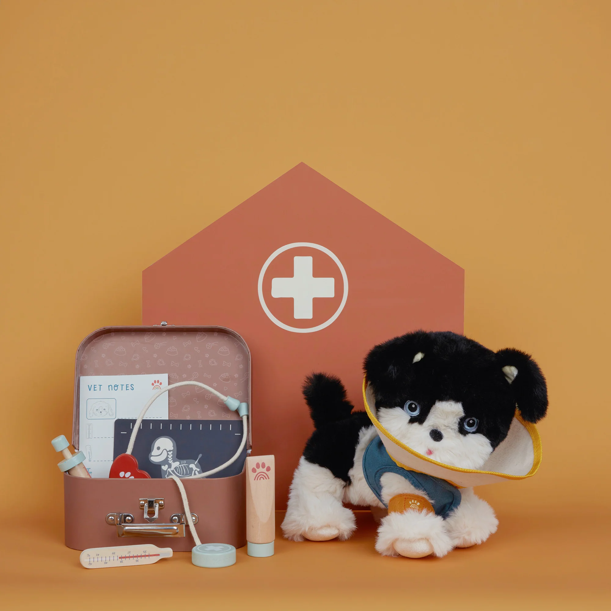 OlliElla Dinkum Dog set veterinario in legno feltro