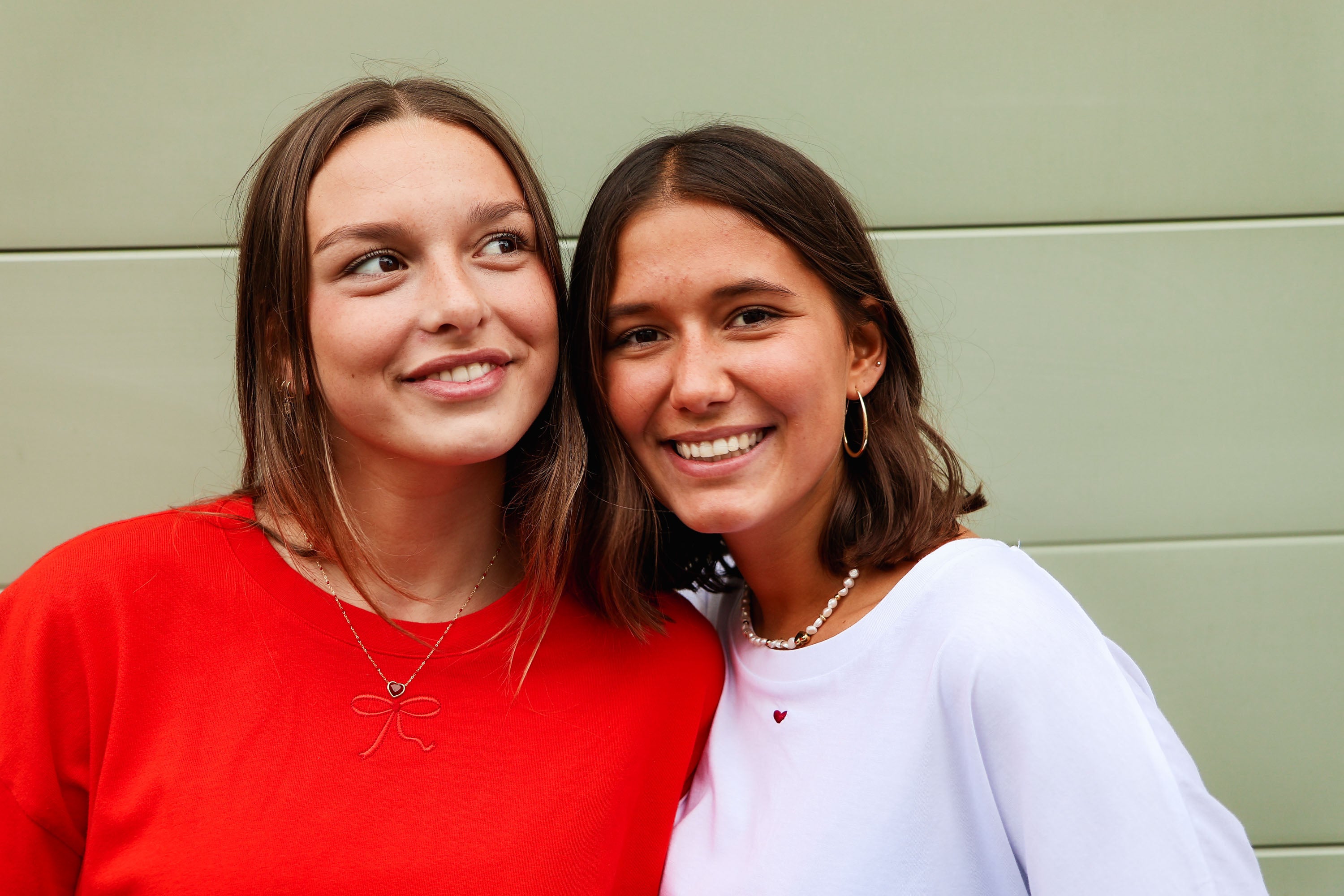 Ella and Rapha HEART t-shirt bianca ricamo cuore cotone organico