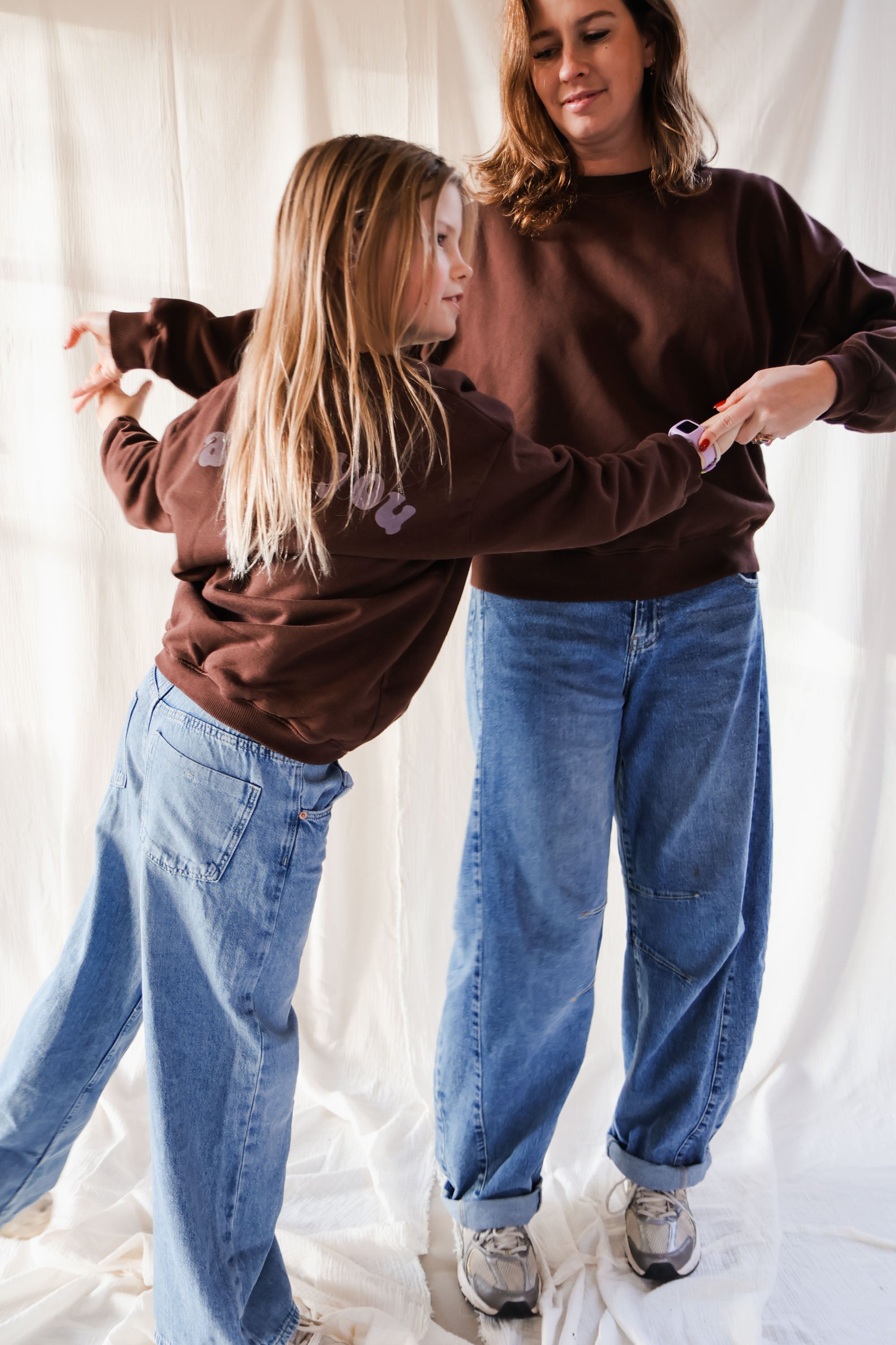 Ella and Rapha I Adore You felpa donna marrone loose fit
