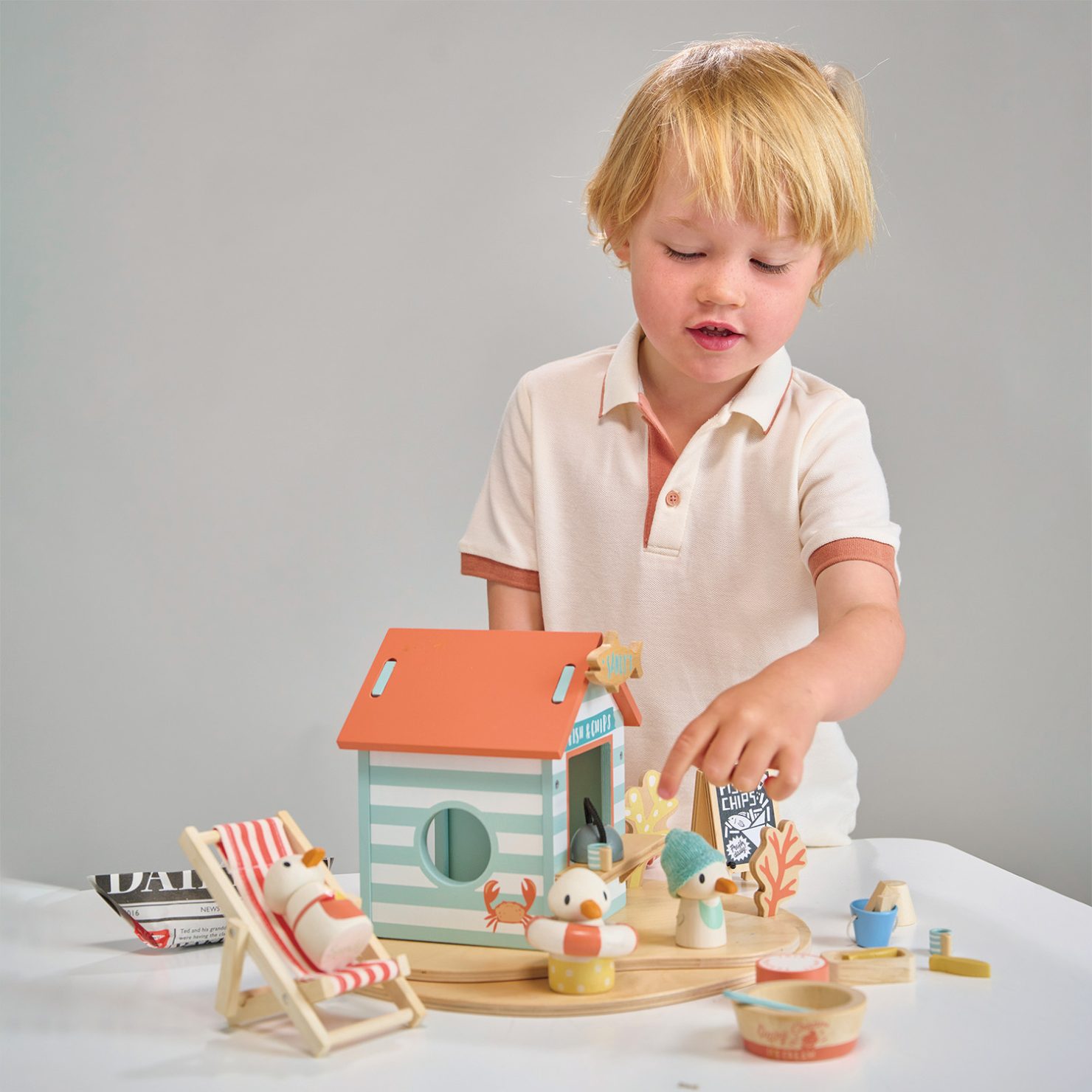 Tender Leaf Sandy’s Beach Hut gioco in legno spiaggia
