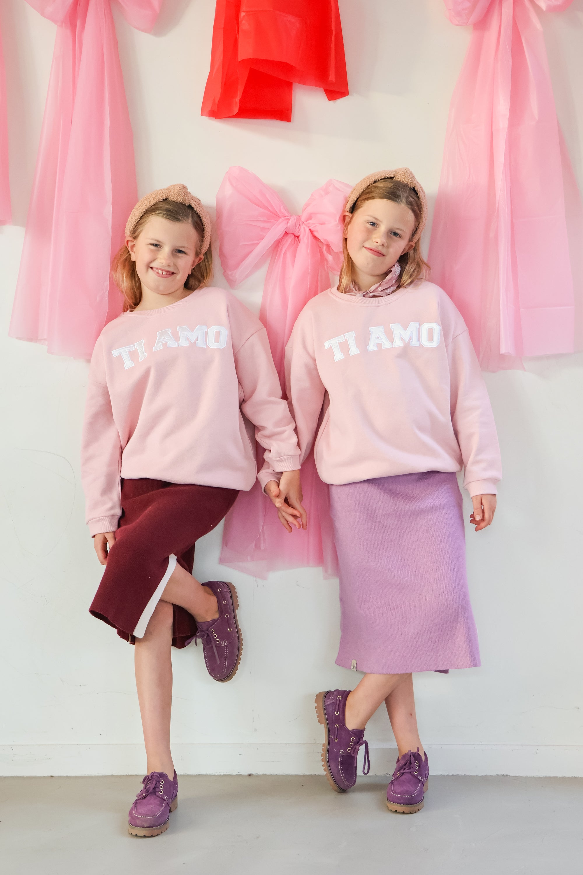 Ella and Rapha Ti Amo felpa rosa vestibilità ampia