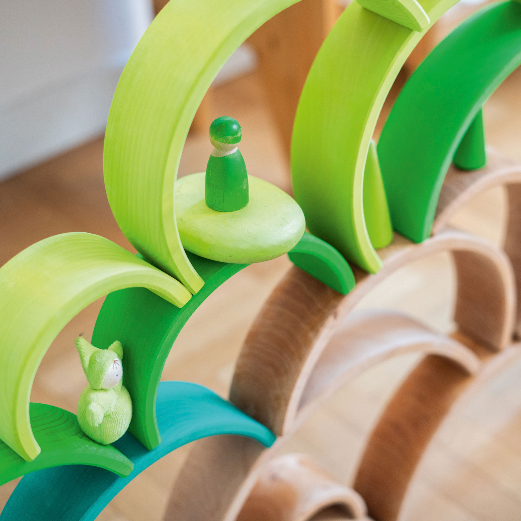 Grimm's Arcobaleno 12 Archi Gioco Legno Meadow Green