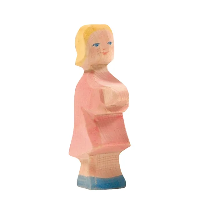 Ostheimer Bambina vestito rosa figura in legno 8,5 cm