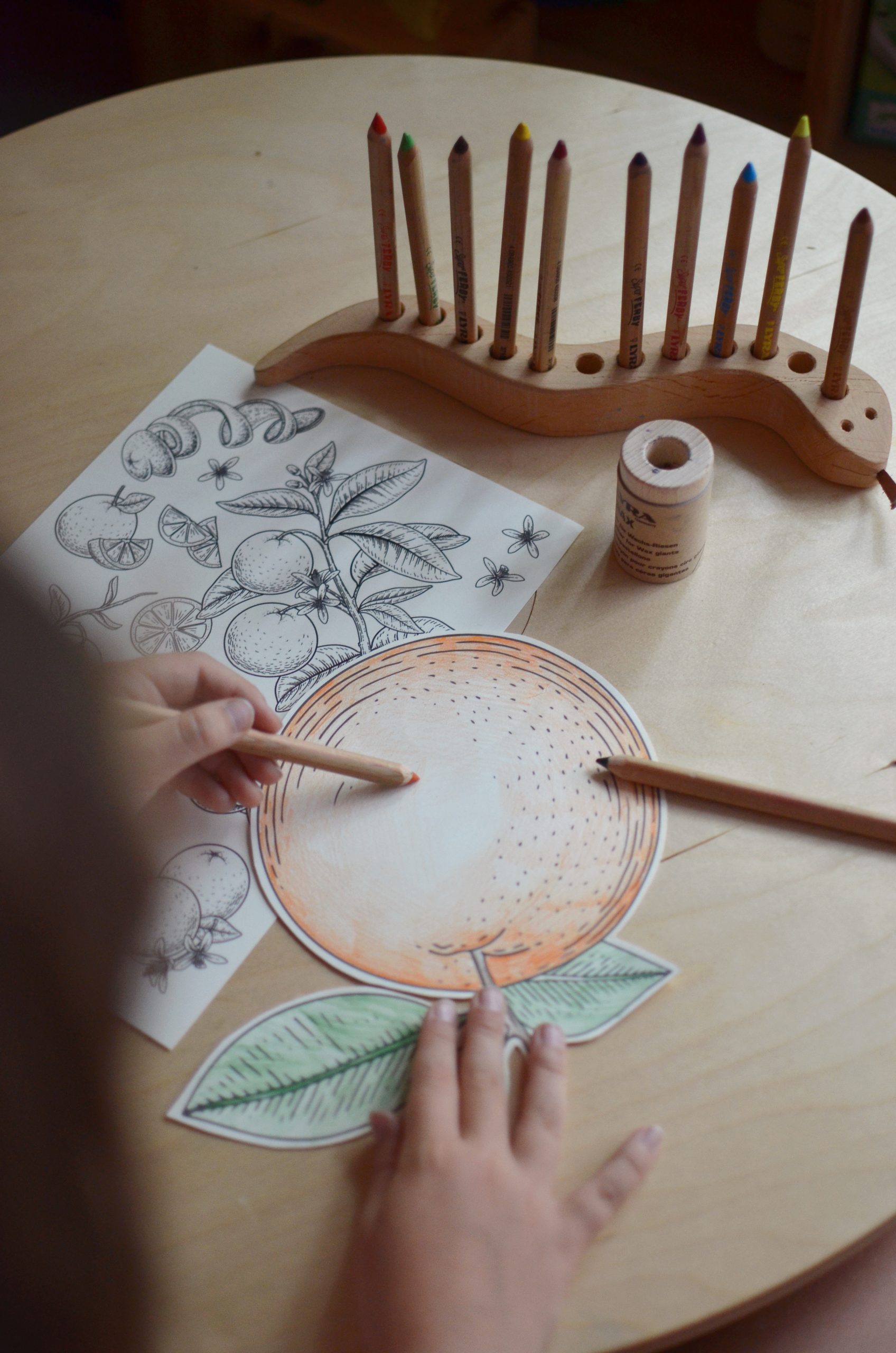 PlayKitBaboo L'uovo di Sole kit creativo luglio con libro
