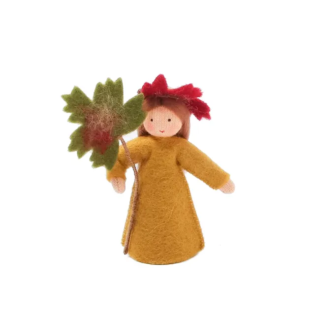 Ambrosius Autumn Leaf Girl Fata Waldorf in Feltro 7 cm