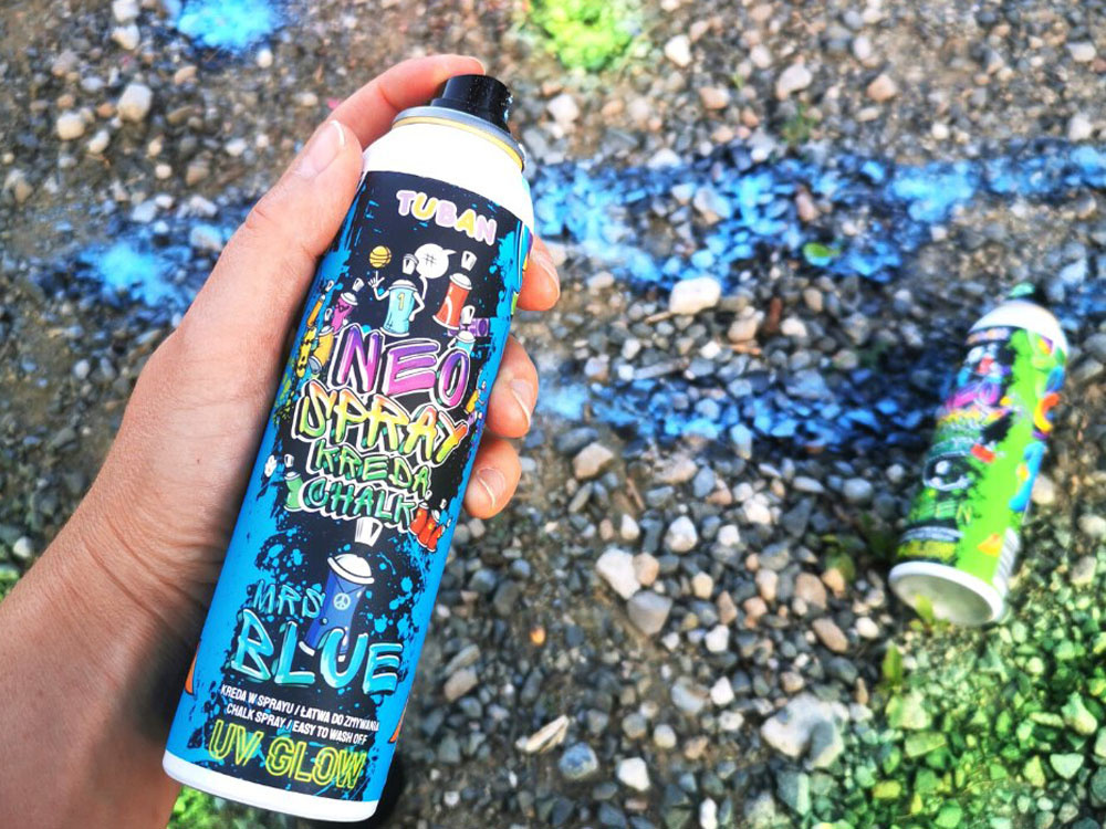 Tuban Gesso spray neon blu 150 ml esterno