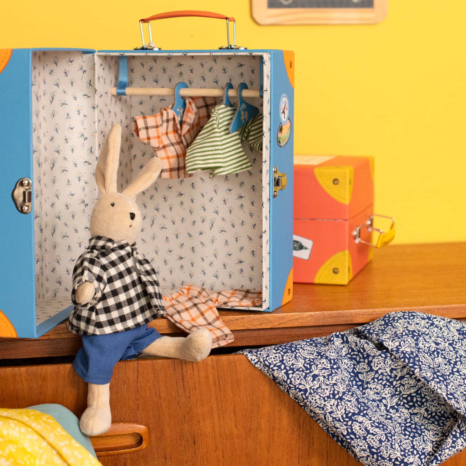 Moulin Roty Sylvain valigetta armadio coniglio stoffa