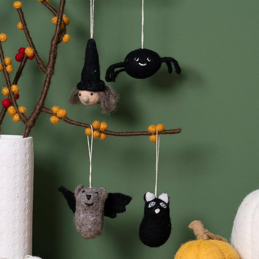 Gry & Sif Ragnetto pendente in feltro Halloween 8 cm
