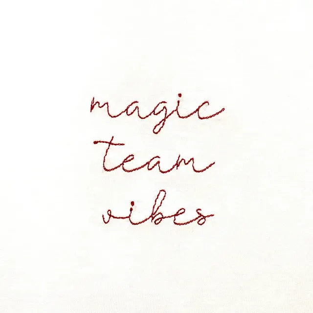 Ella and Rapha Magic Team Vibes t-shirt unisex bianca cotone
