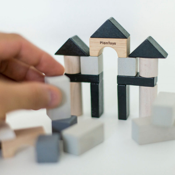 Plan Toys Mini Game costruzioni legno 24 pezzi monocrome