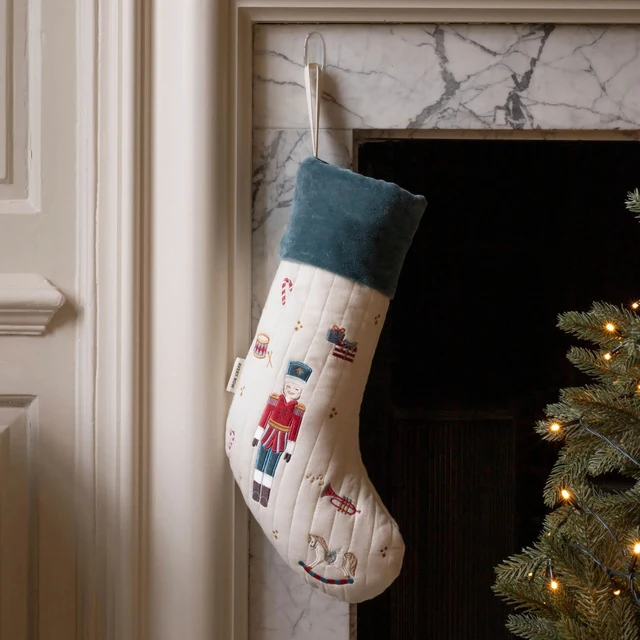 Avery Row Nutcracker calza natalizia cotone H 53 cm