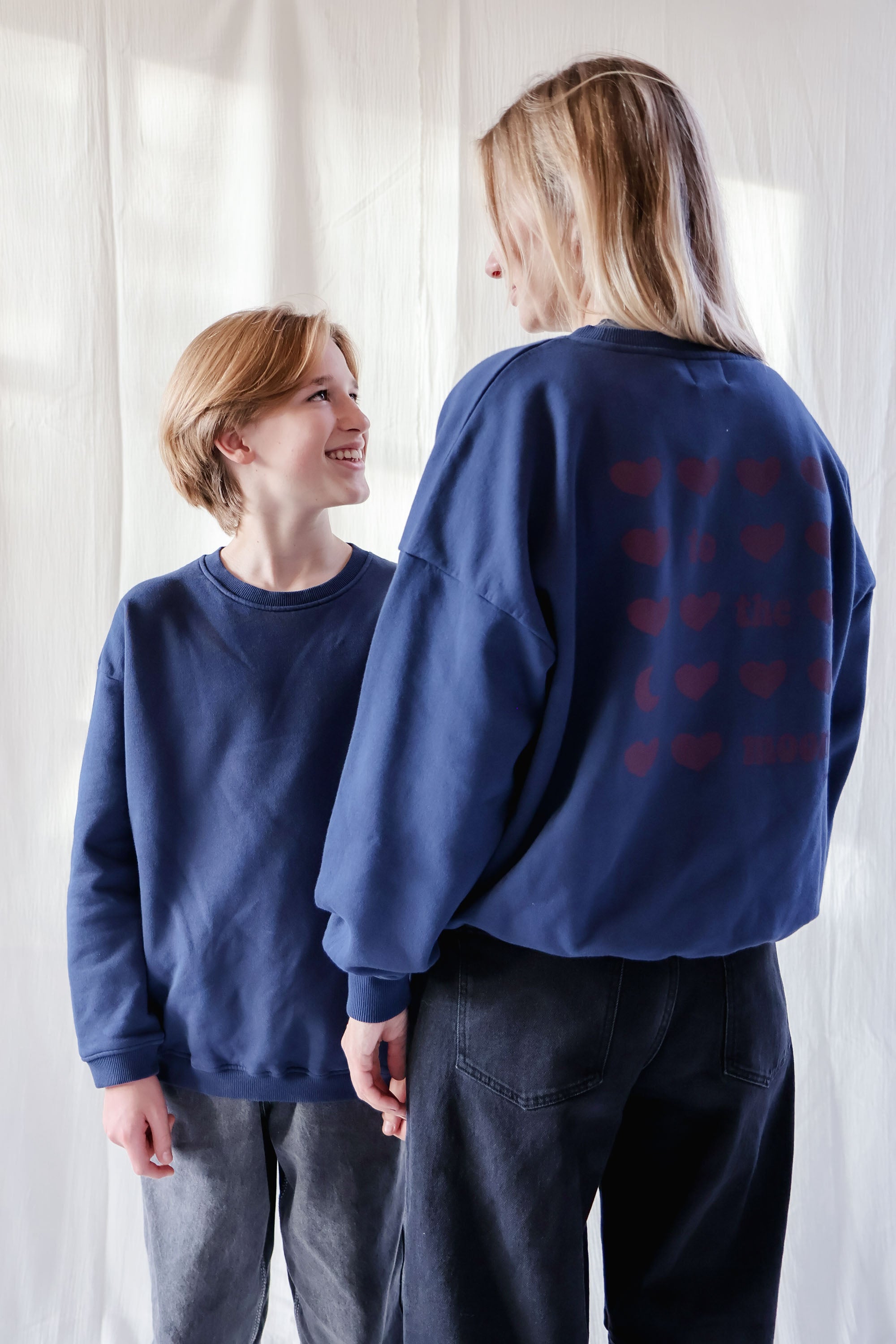 Ella and Rapha To The Moon Hearts felpa donna blu cuori