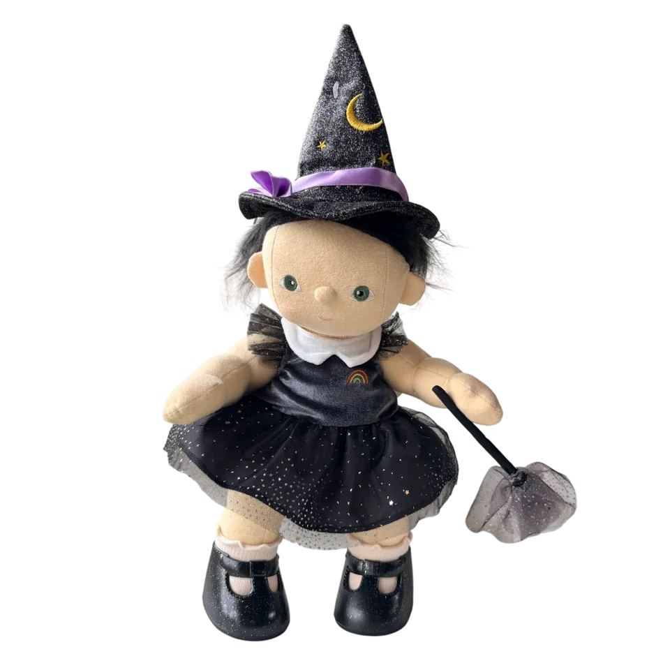 OlliElla Dinkum Dolls bambola Mabel Witch 35 cm