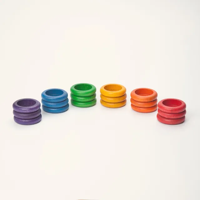Grapat 18 Anelli Arcobaleno set legno 4,7 cm
