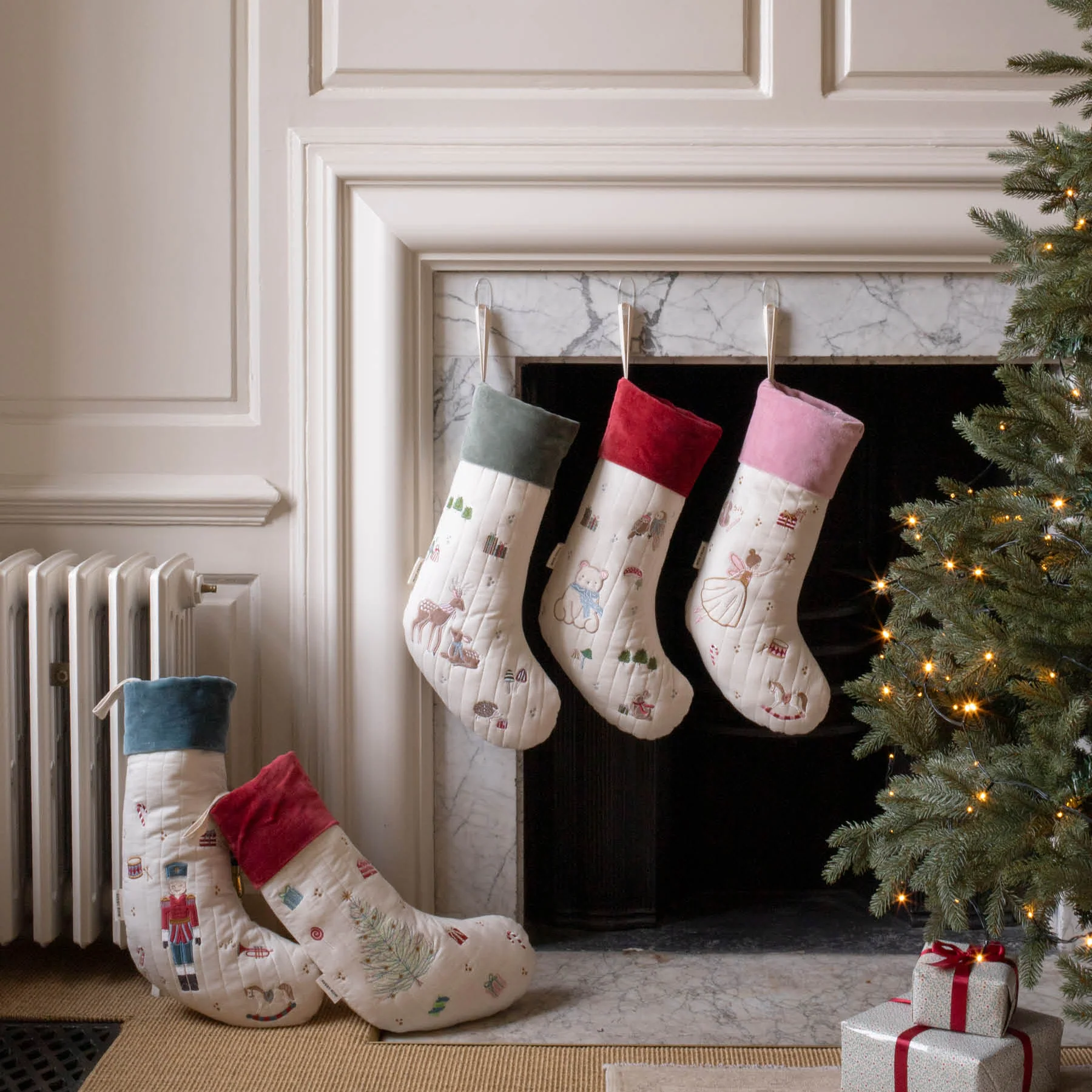Avery Row Christmas Tree calza Natale cotone 53 cm
