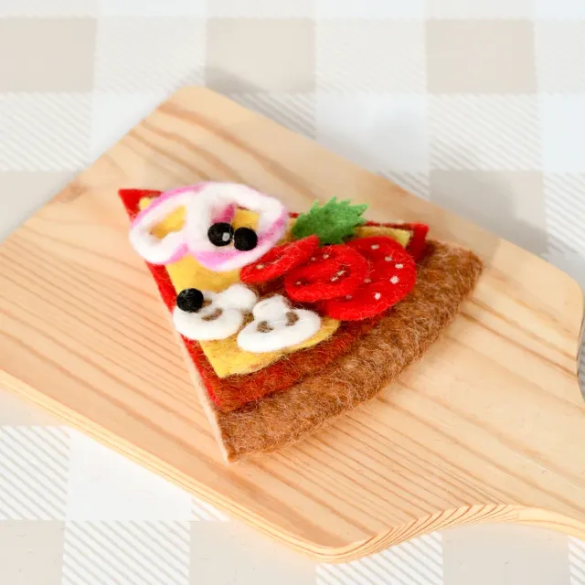 Tara Treasures Fetta pizza in feltro funghi gioco cucina