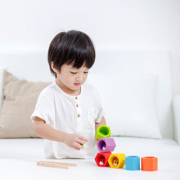 Plan Toys Beehives gioco in legno alveare colori