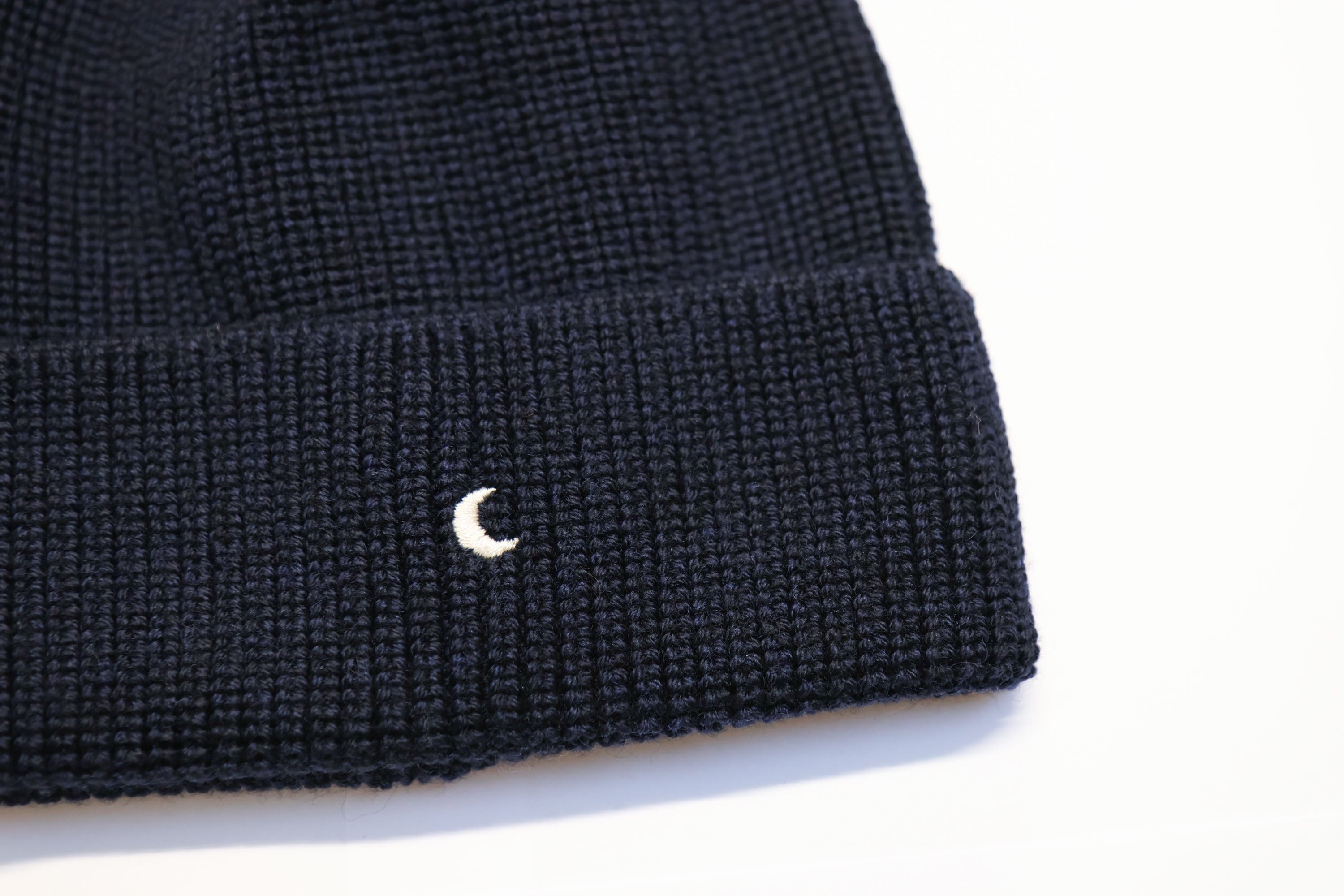 Ella and Rapha Moon cuffia blu notte lana bimbi
