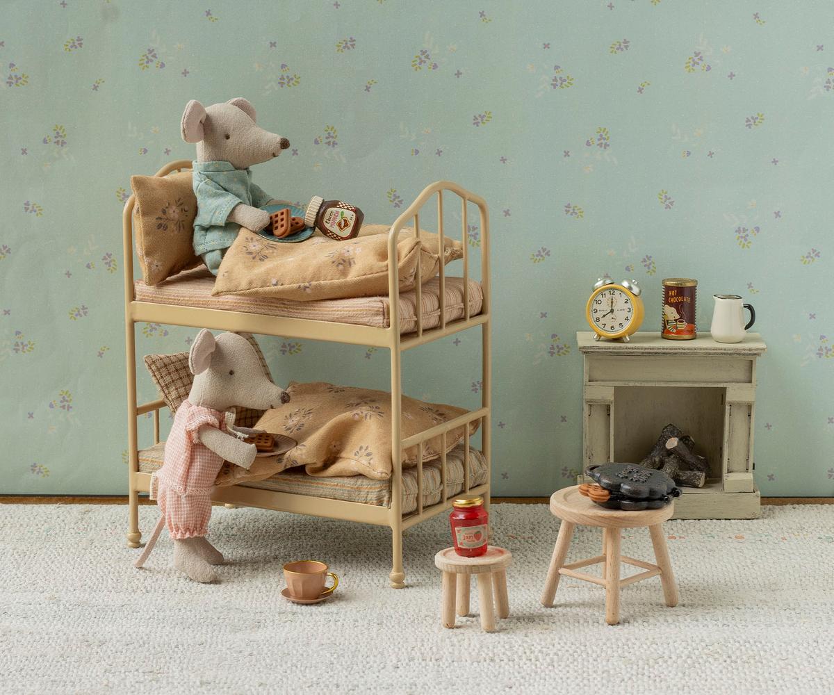 Maileg letto a castello beige per topolini con materassi