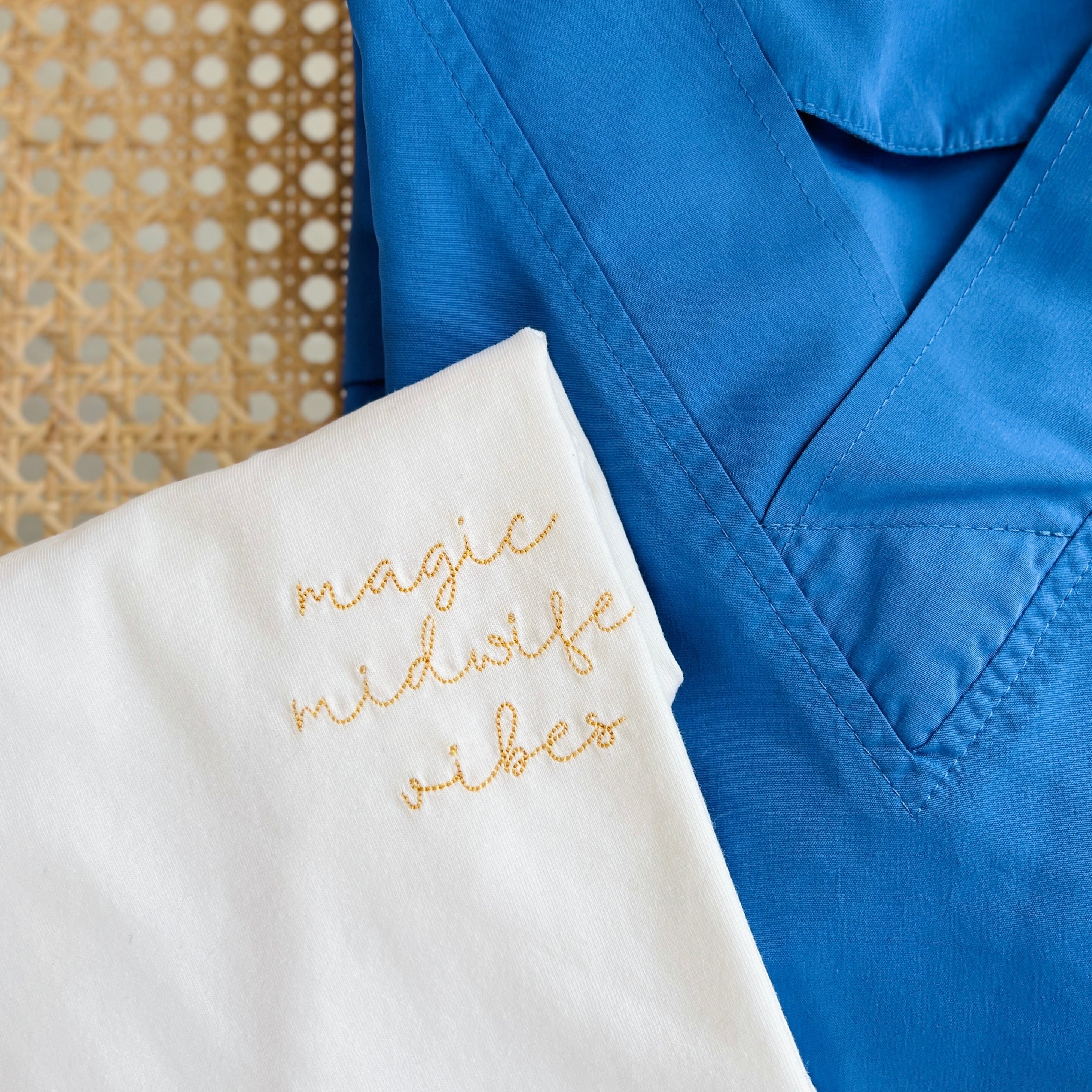 Ella and Rapha Magic Midwife t-shirt donna bianca bio