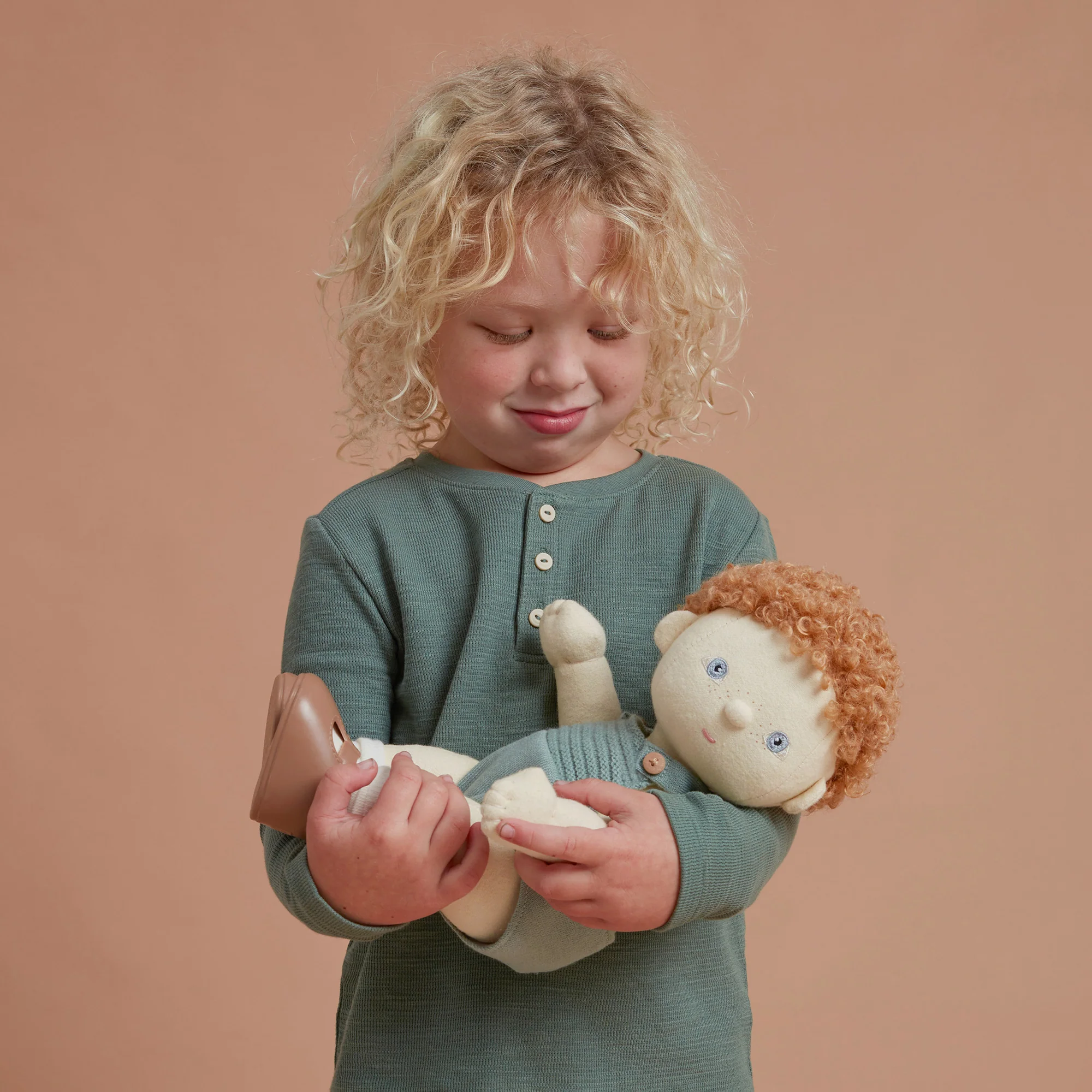 Olli Ella Dinkum Dolls Pea Bambola Morbida Snodabile