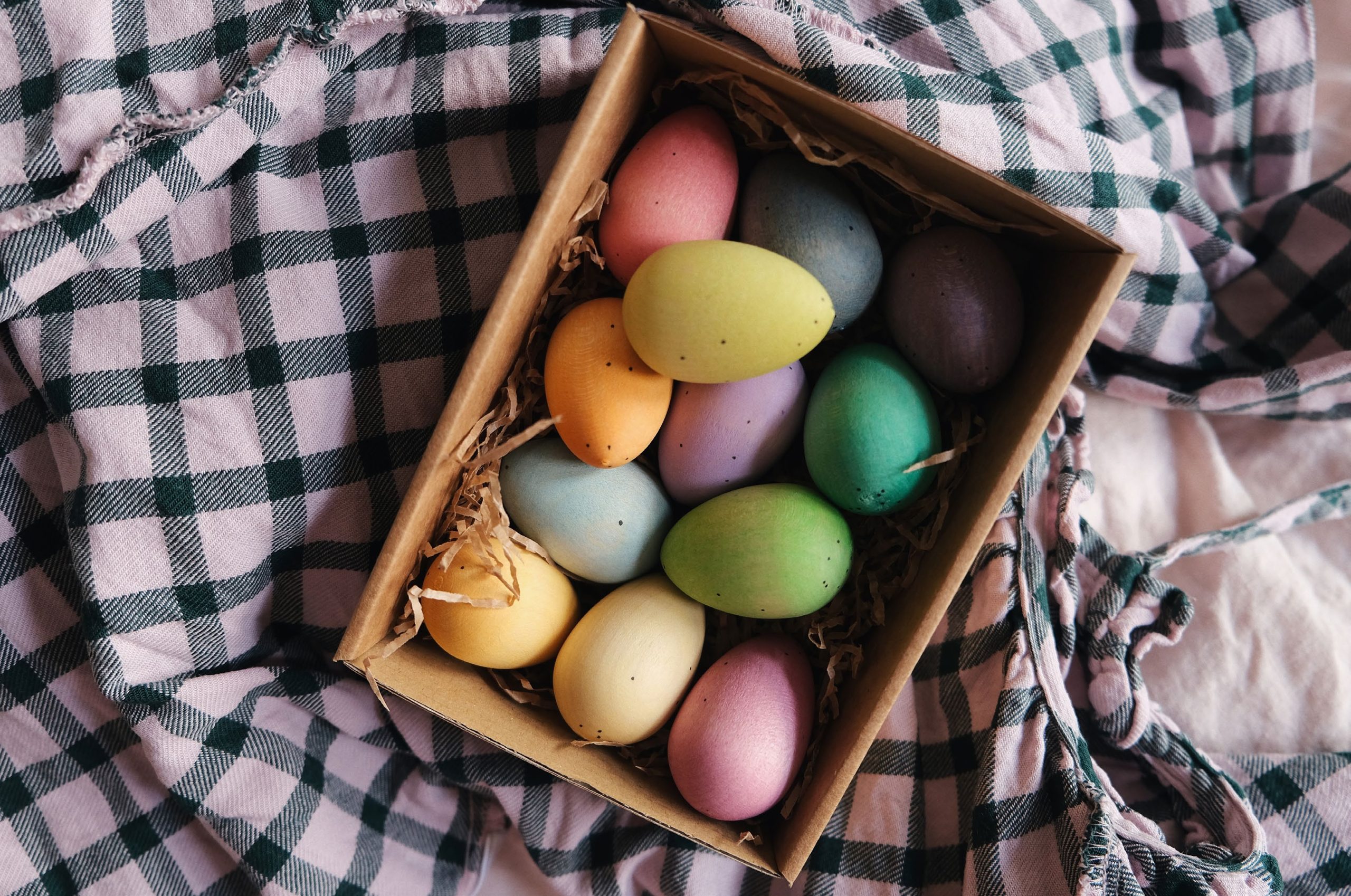 Grapat Happy Eggs set 12 uova legno arcobaleno