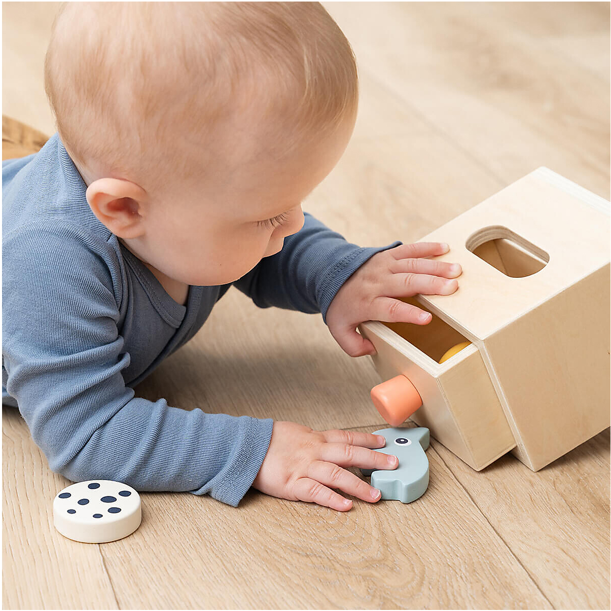 Done by Deer Permanence Box gioco legno prima infanzia