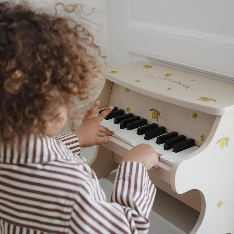 Konges Slojd Piano in Legno 18 Tasti Giallo Glossy Lemon Meccanico