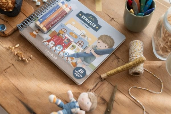 Little Dutch Jim libro con matite 30 pagine veicoli