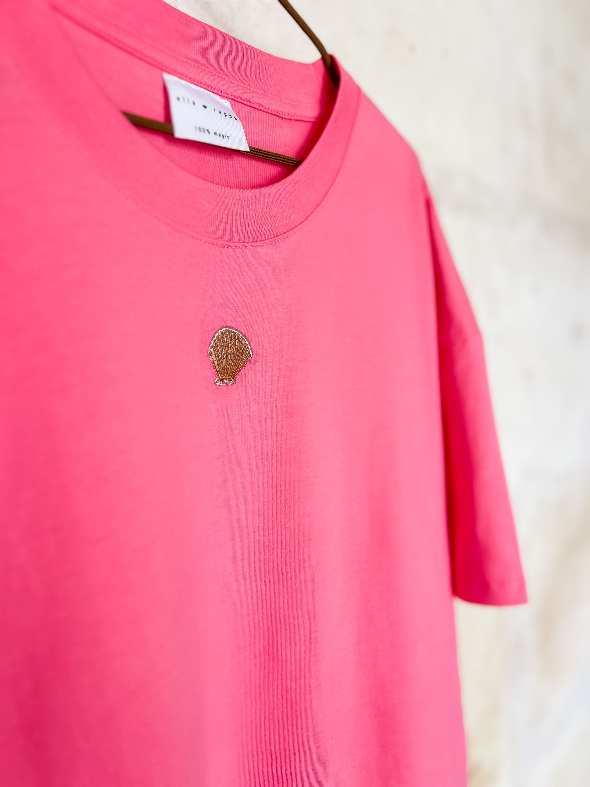 Ella and Rapha Seashell maglietta donna rosa ricamo bio