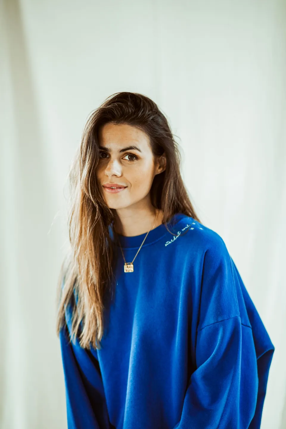Ella and Rapha Stardust Soul felpa donna blu ricamo collo