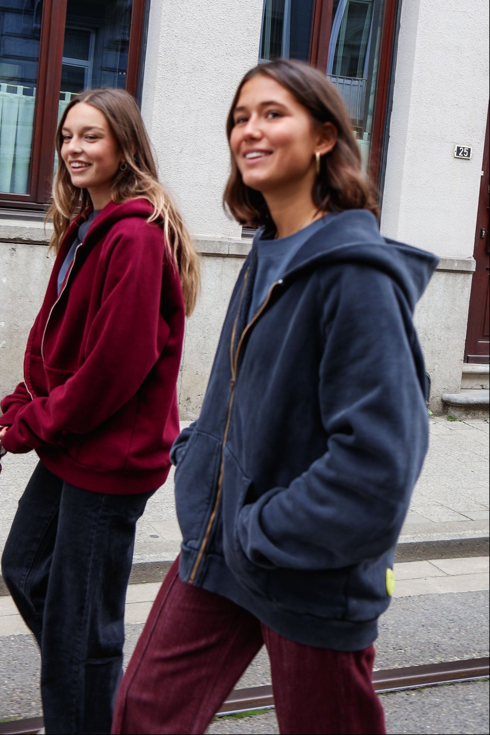 Ella and Rapha Smiley felpa donna cappuccio grigio cotone