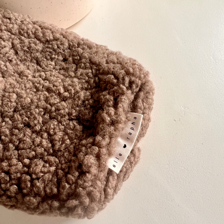 Ella and Rapha Moon pochette teddy taupe morbida