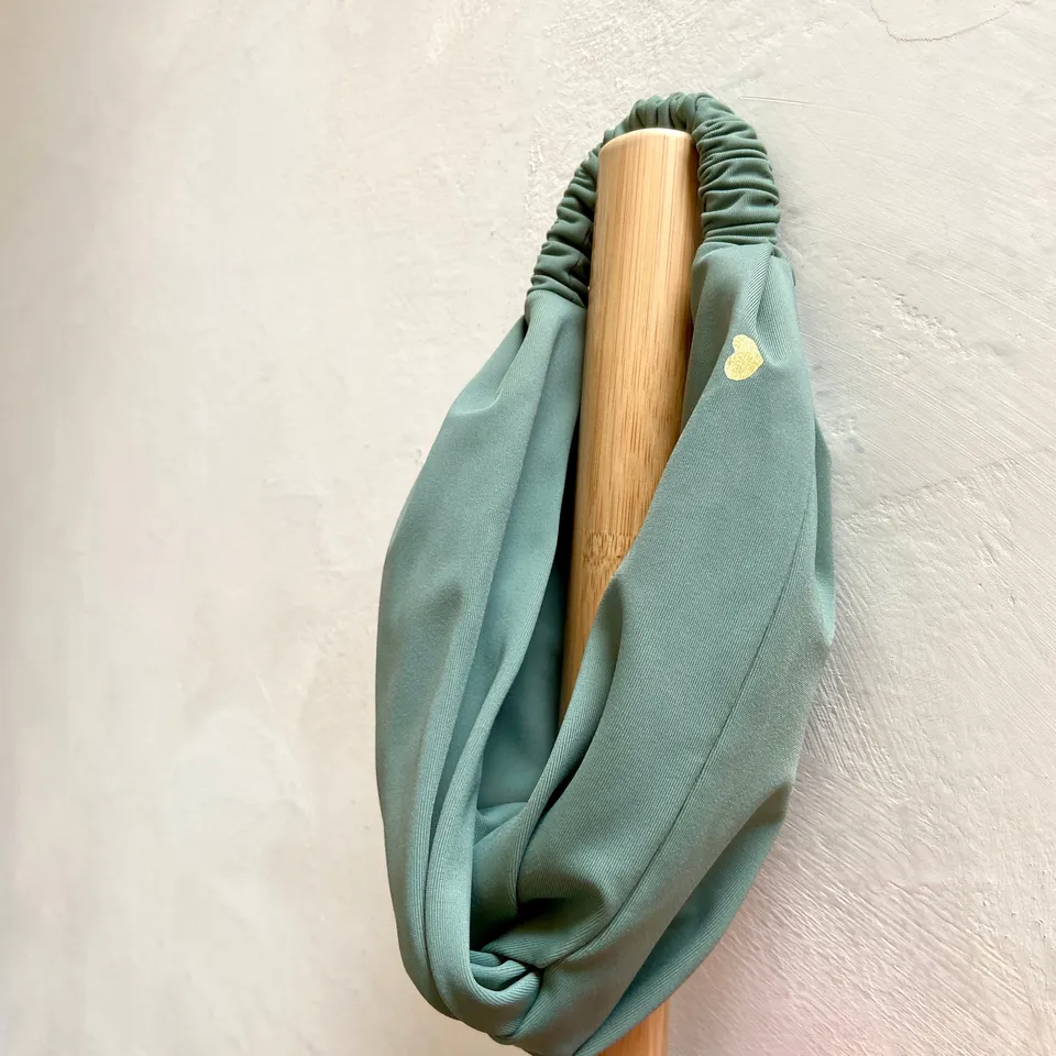 Ella and Rapha Army Green fascia capelli verde UPF 50+