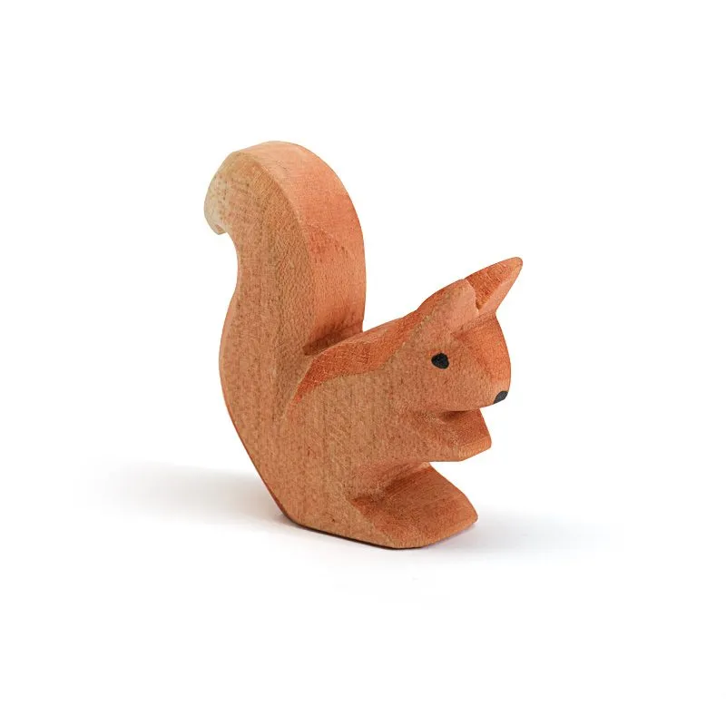 Ostheimer scoiattolo seduto figura in legno h 4,5 cm