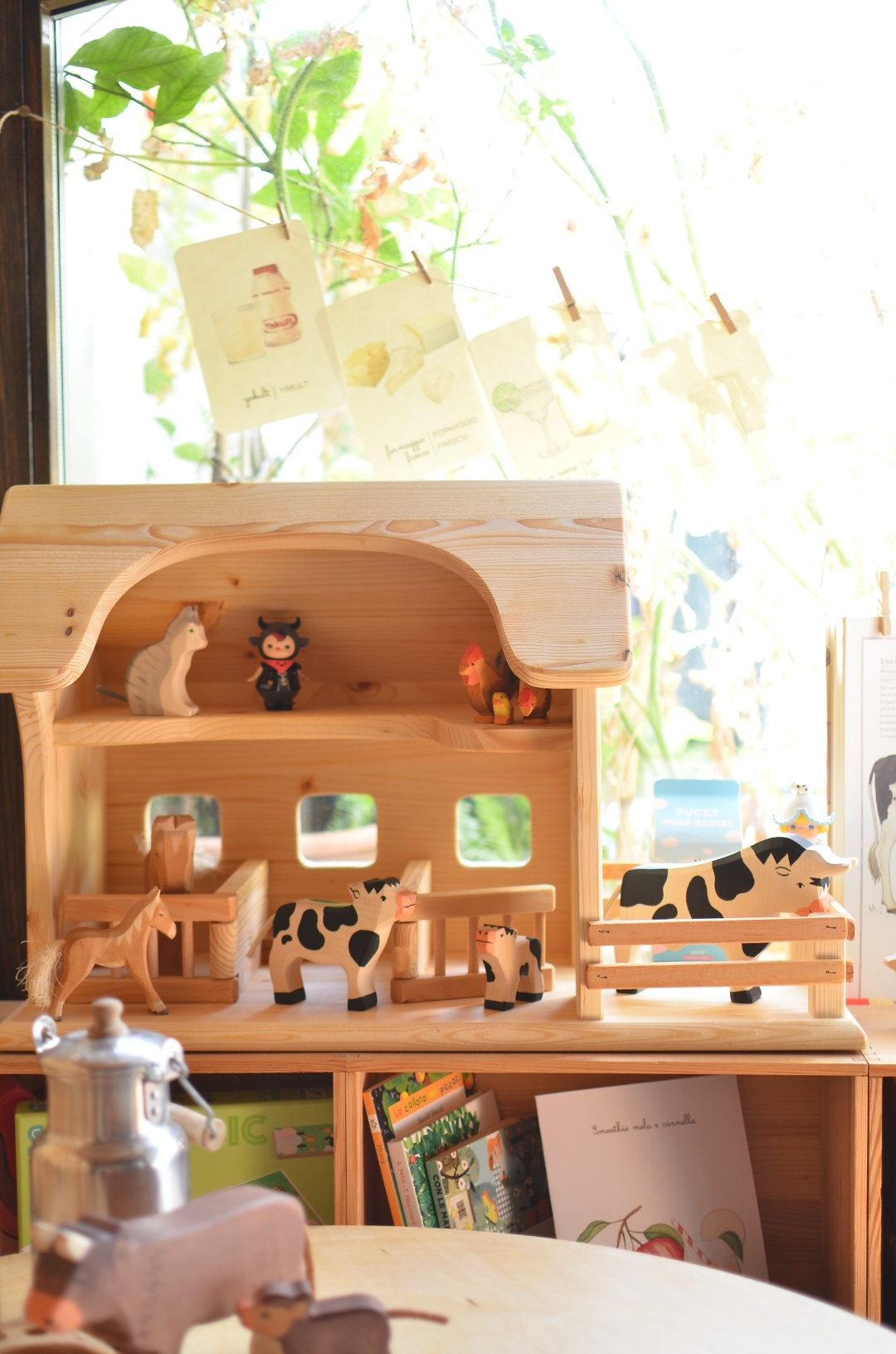 PlayKitBaboo Viaggio del Latte Kit Gioco con Libro