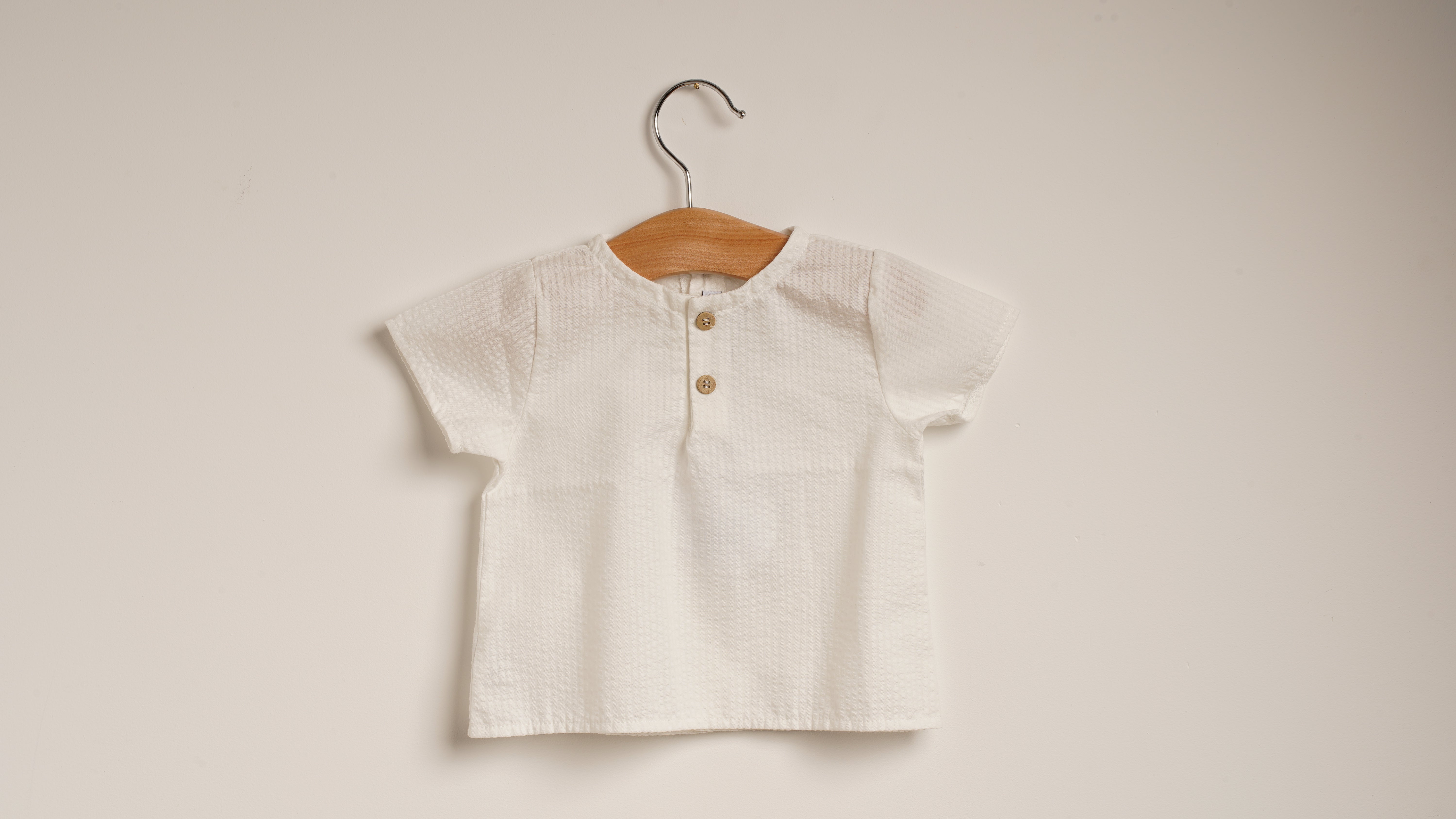 Mebi camicia neonato bianca cotone bottoni legno manica corta