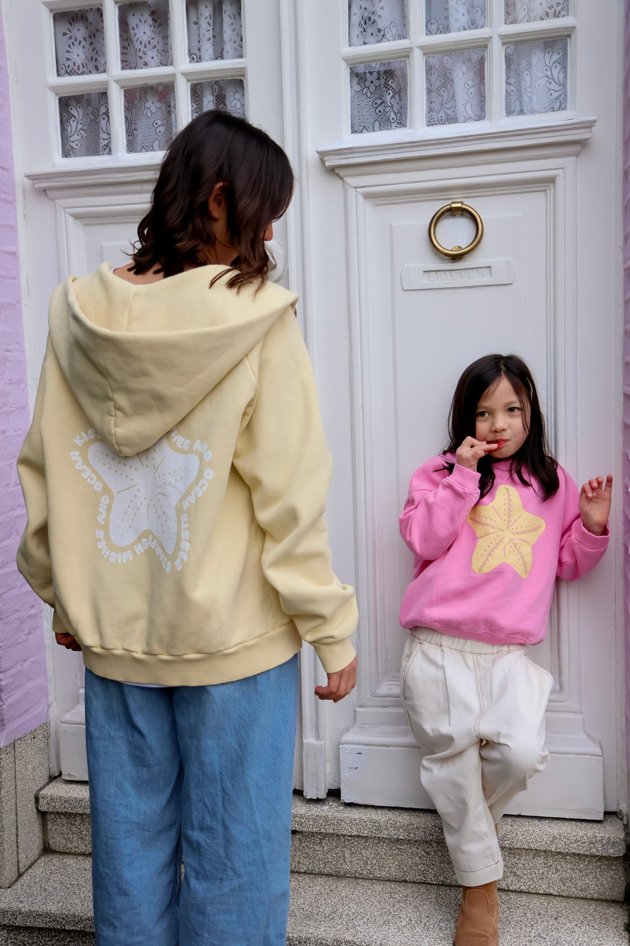 Ella and Rapha Starfish felpa con cappuccio giallo burro cotone