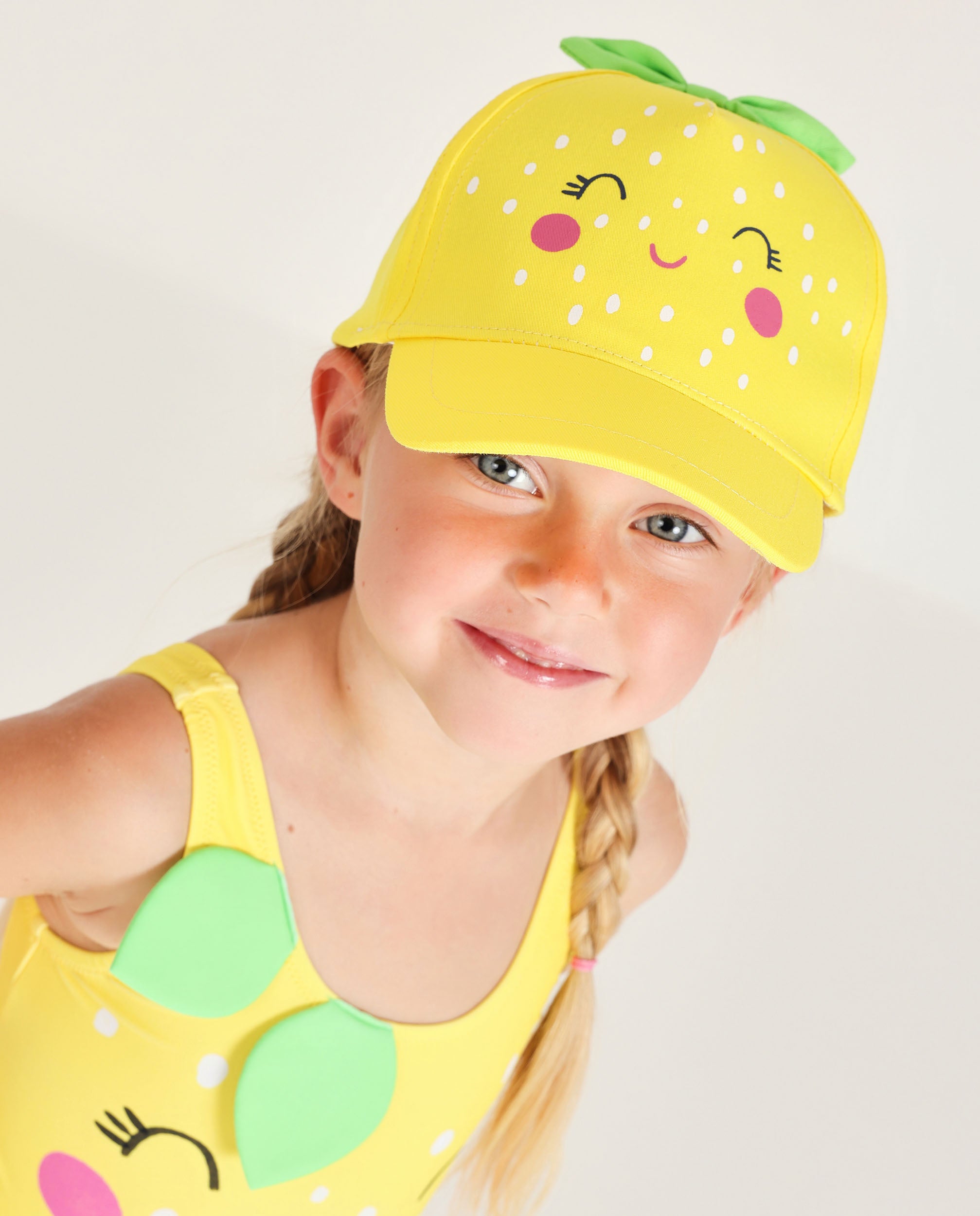 Tuc Tuc cappellino bambina giallo foglie visiera sole