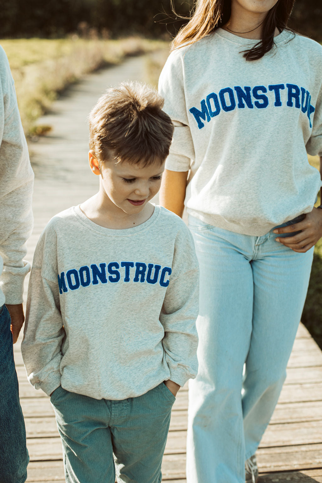 Ella and Rapha Moonstruck loose fit felpa grigio cenere bambino