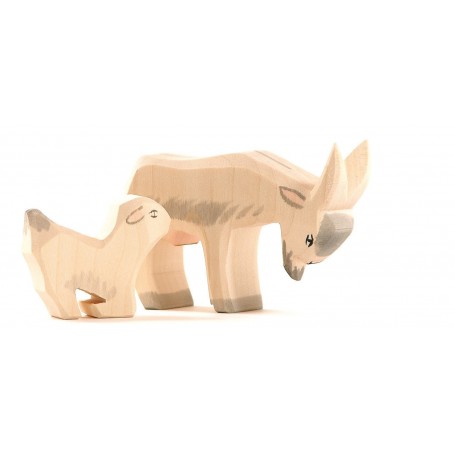 Ostheimer Capra Testa Bassa figura legno 6 cm dipinta a mano